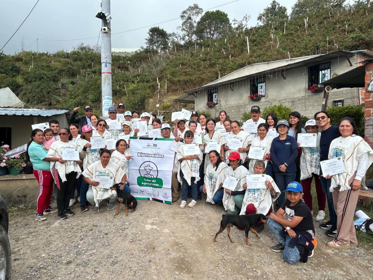 Campesinos fortalecen sus conocimientos sobre el manejo responsable de productos para la protección de cultivos